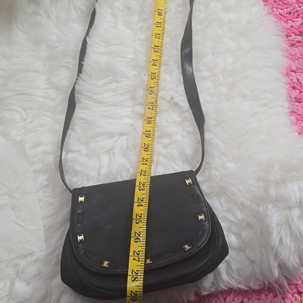 Salvatore‎ Ferragamo Black Leather Crossbody Bag